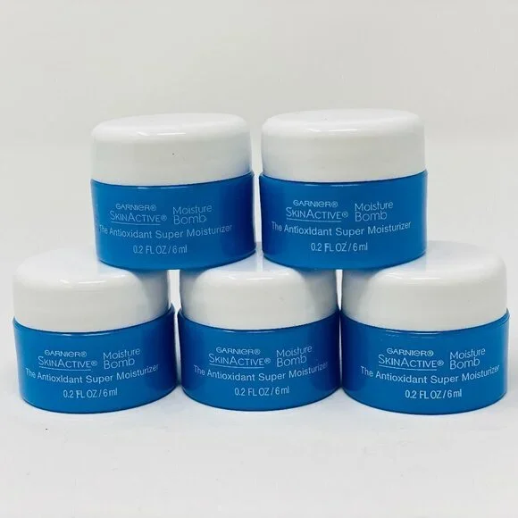 15 pk Garnier SkinActive Moisture Bomb 2oz Per NEW - Picture 1 of 3